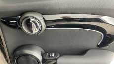 MINI Hatchback 2.0 Cooper S Sport 5dr Auto [Comfort/Nav Pack] Petrol Hatchback